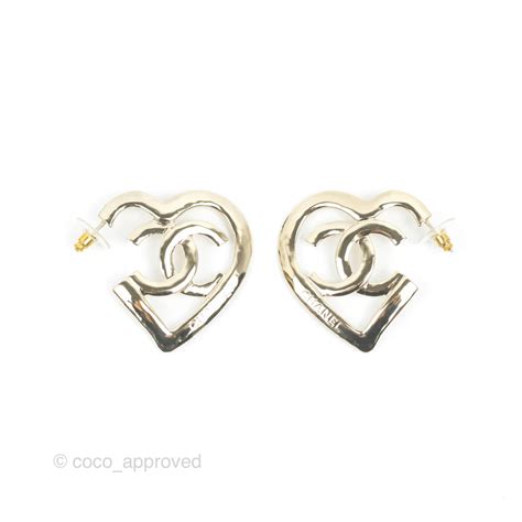 chanel 22p cc heart hoop earrings|Chanel clip on earrings.